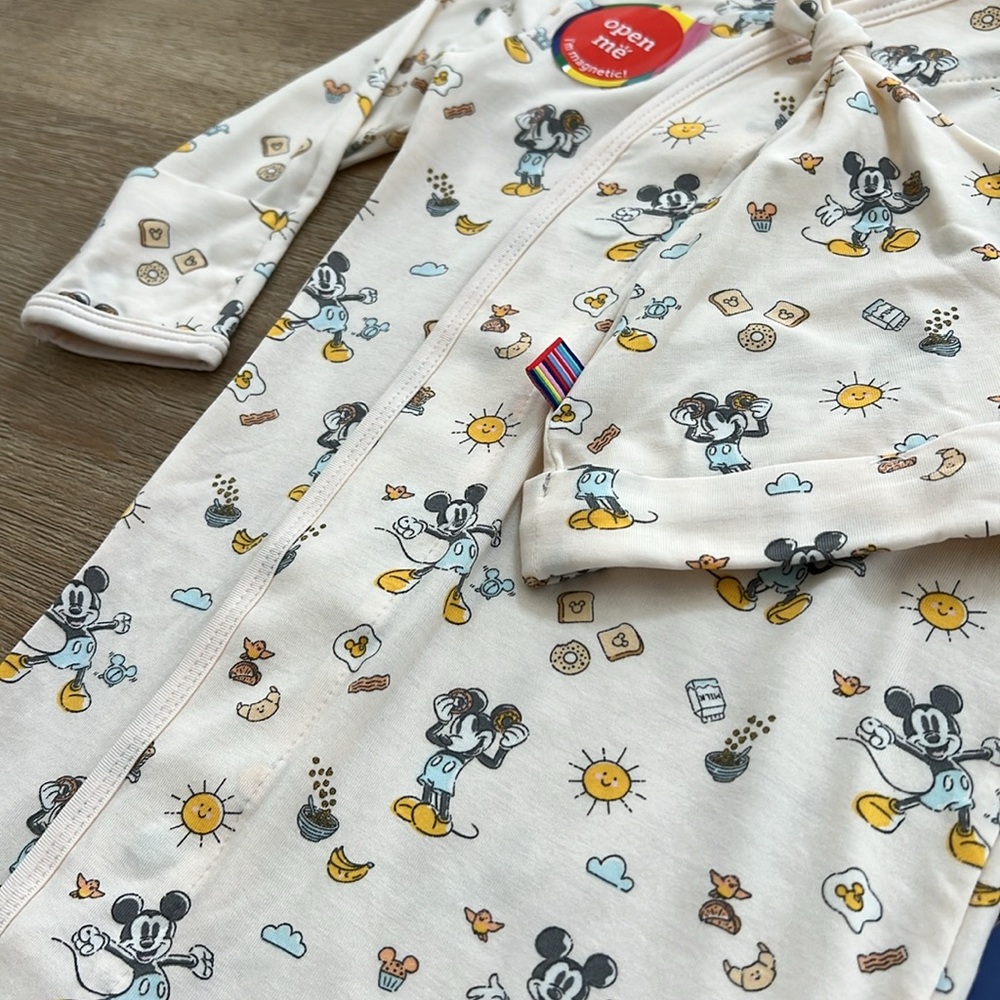 Magnetic Me Disney Mickey’s Brunch Bunch Gown and Hat Newborn-3 months - Picture 6 of 6